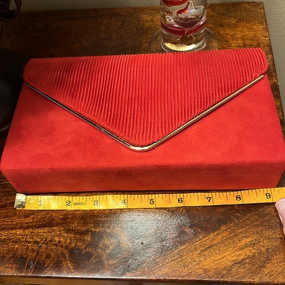 Evening Clutch / Purse in Red - Picture 9 of 13